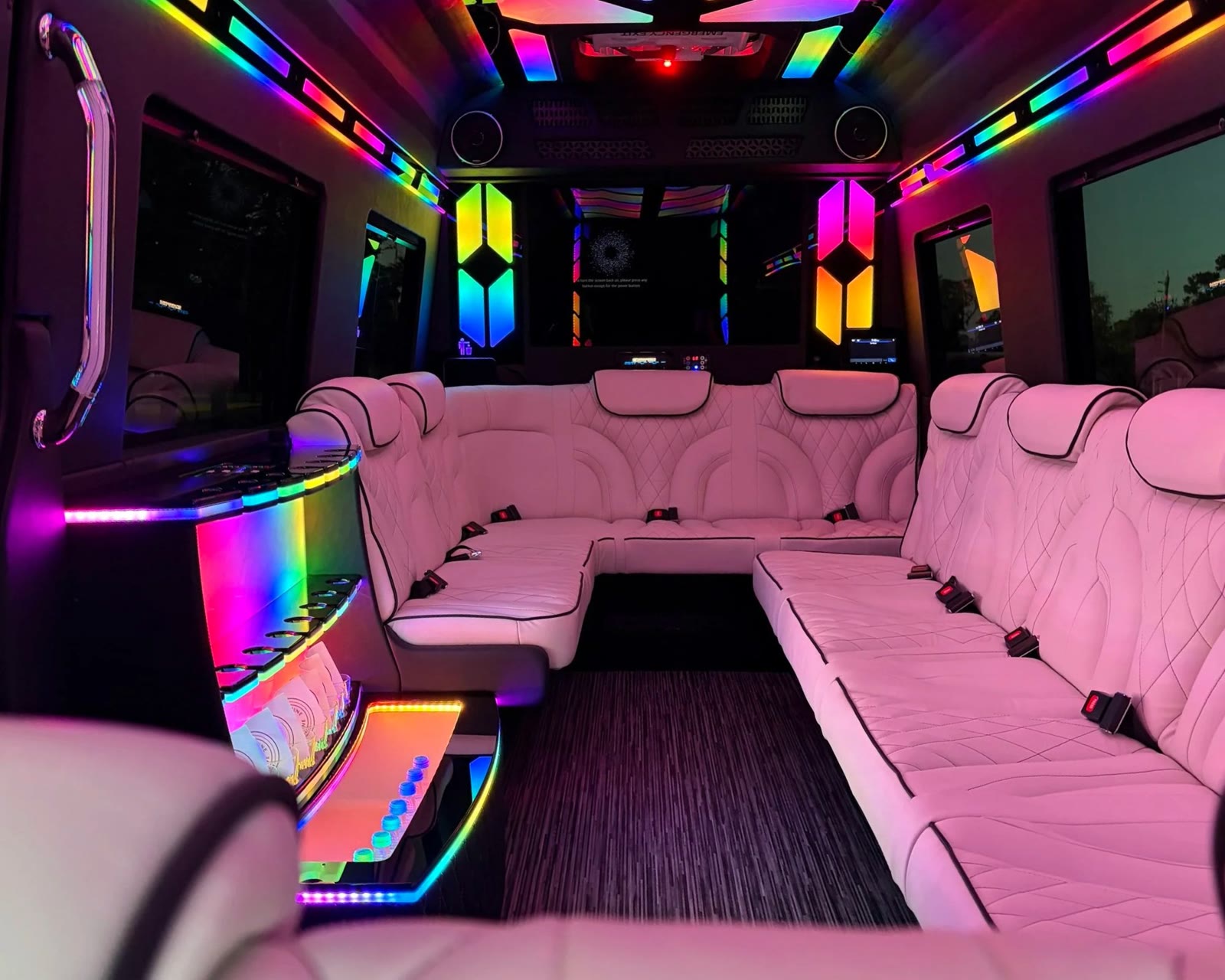 LimoLiner — Mercedes Sprinter